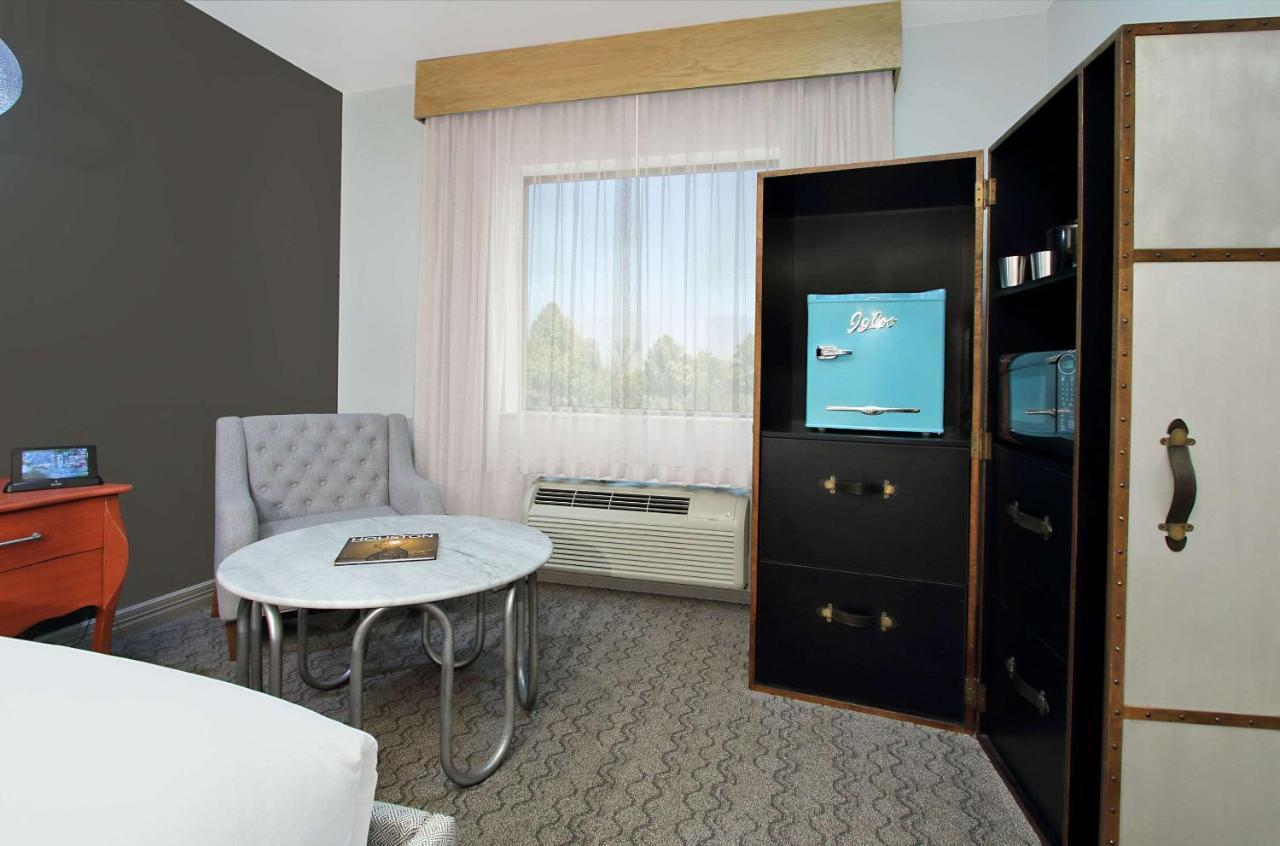 Hotel Ylem Houston Bagian luar foto